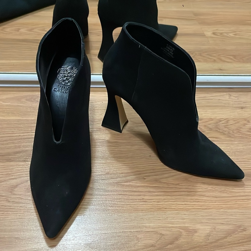 Vince Camuto Booties